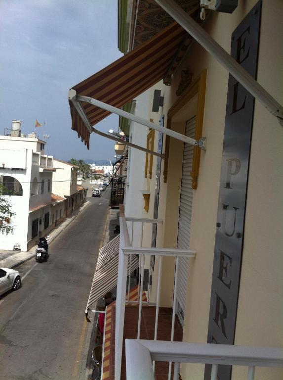 Hostal El Puerto Caleta De Velez Dış mekan fotoğraf