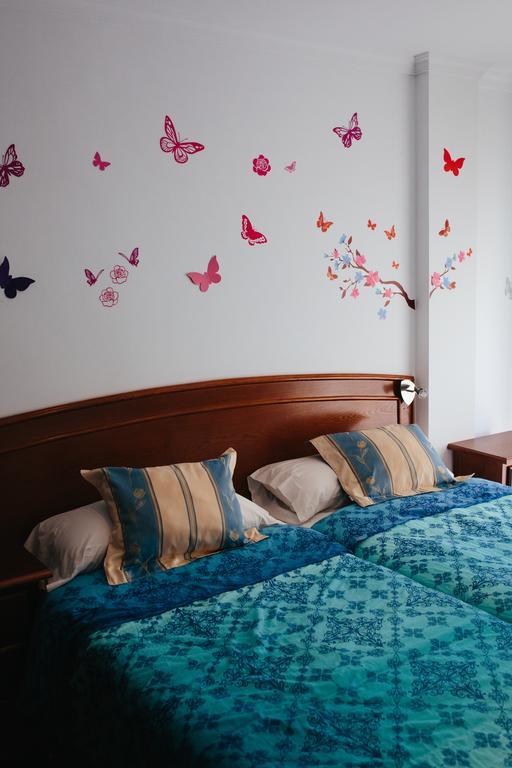 Hostal El Puerto Caleta De Velez Dış mekan fotoğraf